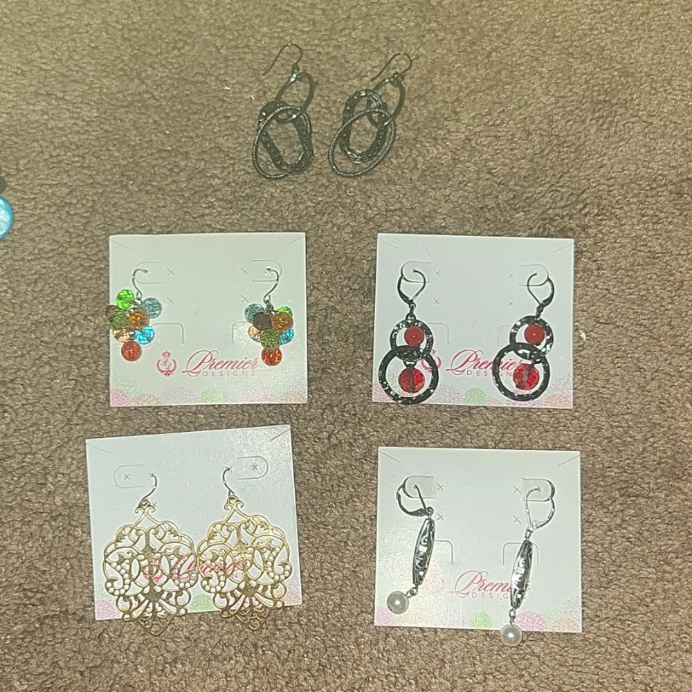 Premier designs earrings